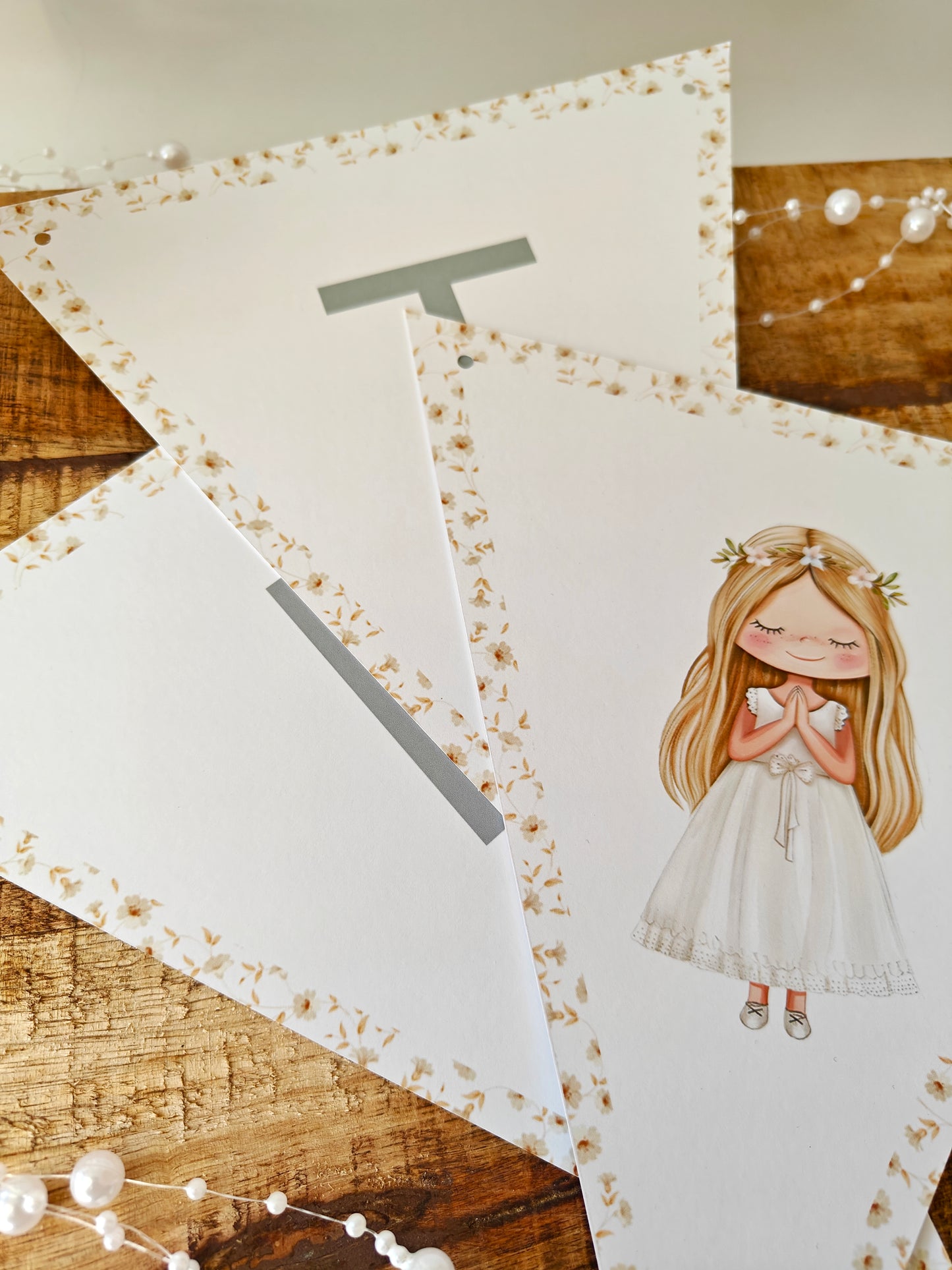 Guirnalda / Banderín personalizada Comunión COLECCIÓN CAMOMILE