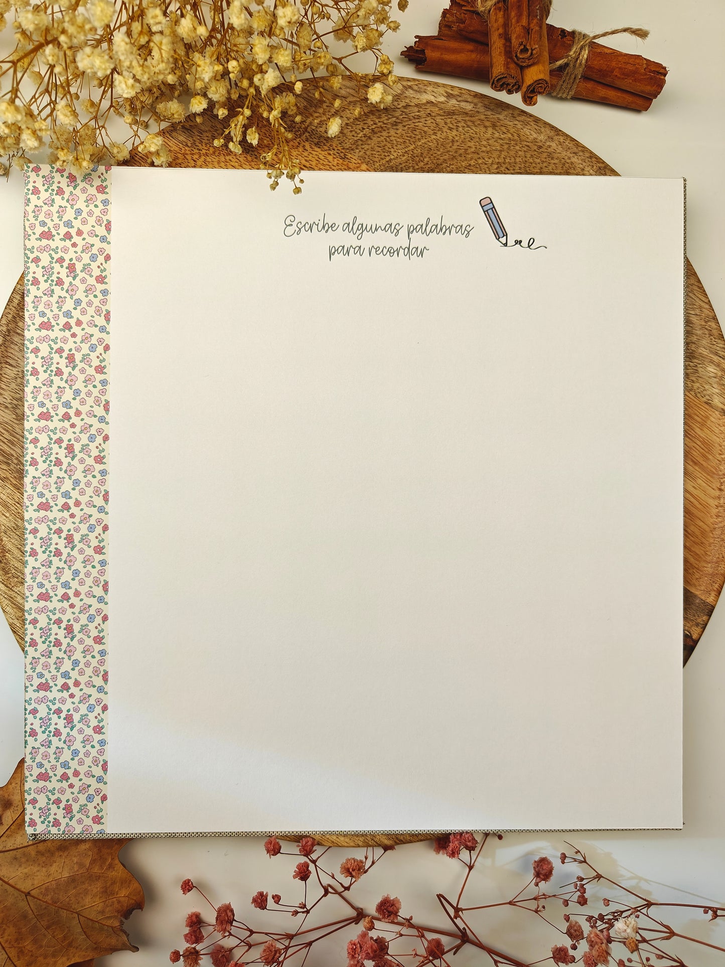 Libro de firmas y fotos personalizado. Primera Comunión COLECCIÓN ANGELITO (niña)