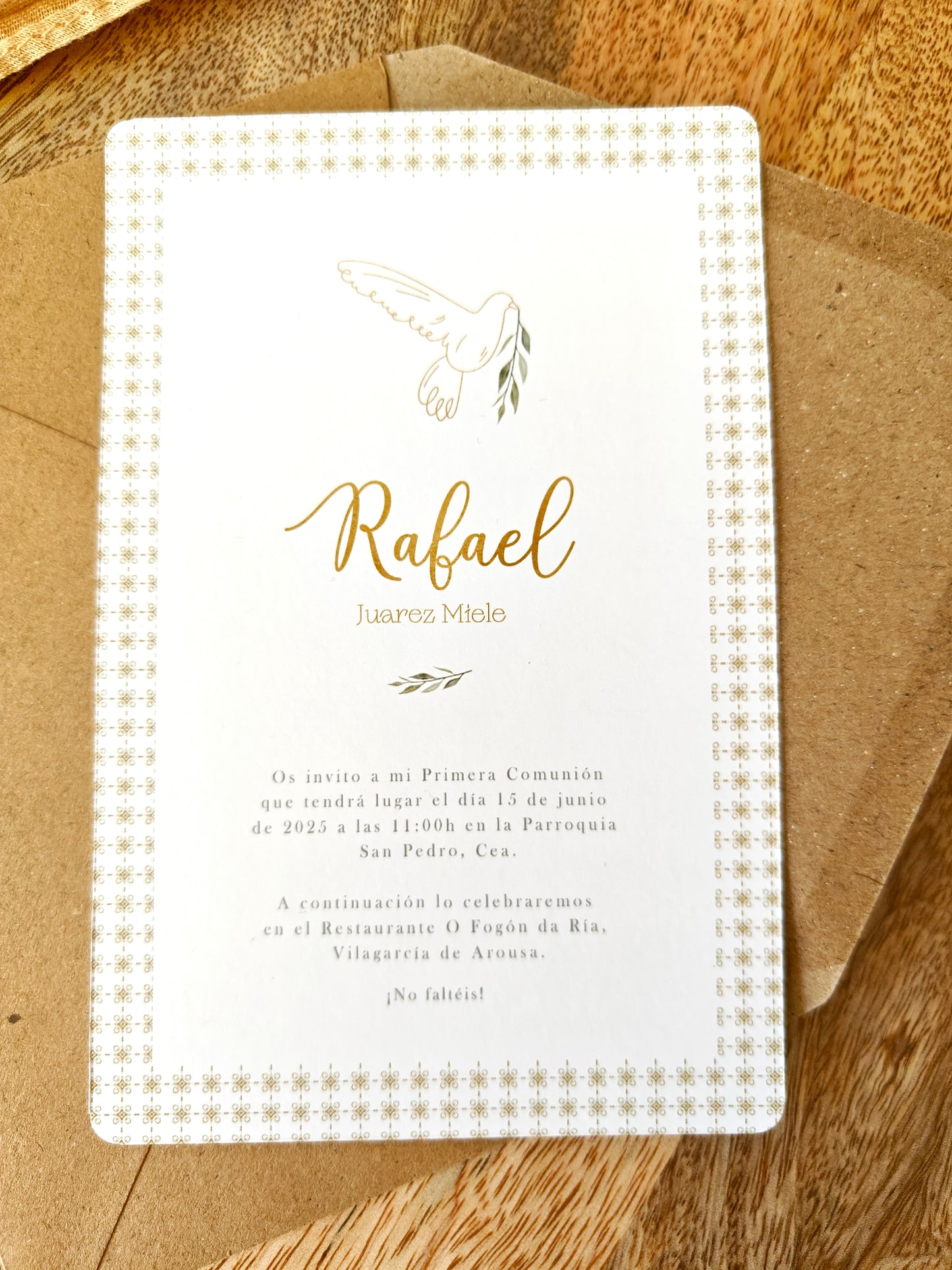 Invitación impresa personalizada Comunión COLECCIÓN PAZ