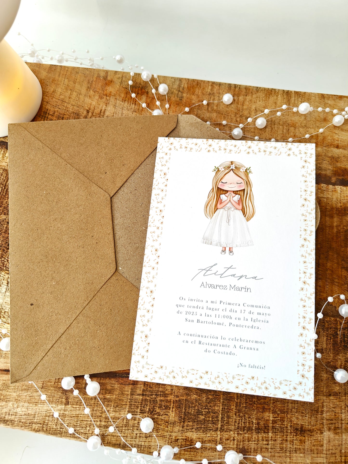 Invitación impresa personalizada Comunión COLECCIÓN CAMOMILE