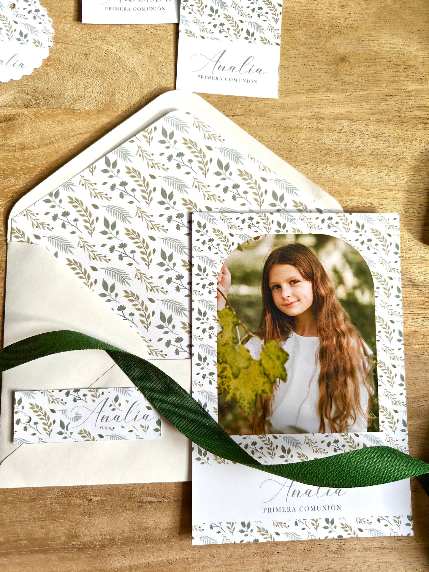 Recordatorio con foto personalizado Comunión COLECCIÓN FLOWER GREEN