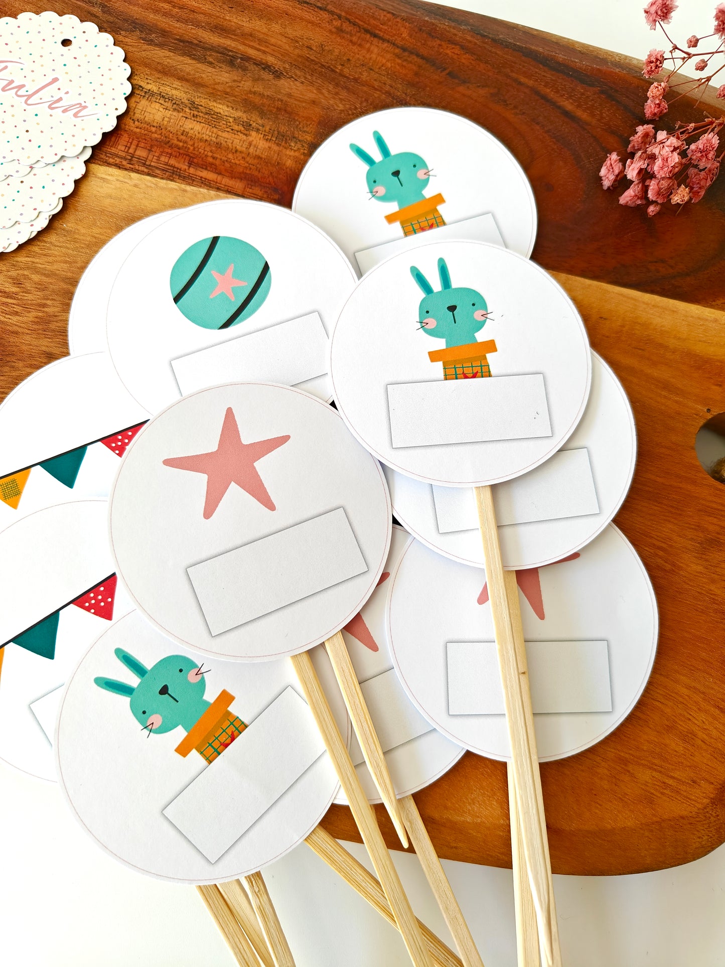 Toppers mesa / comida / cupscakes personalizados Festejos y cumpleaños