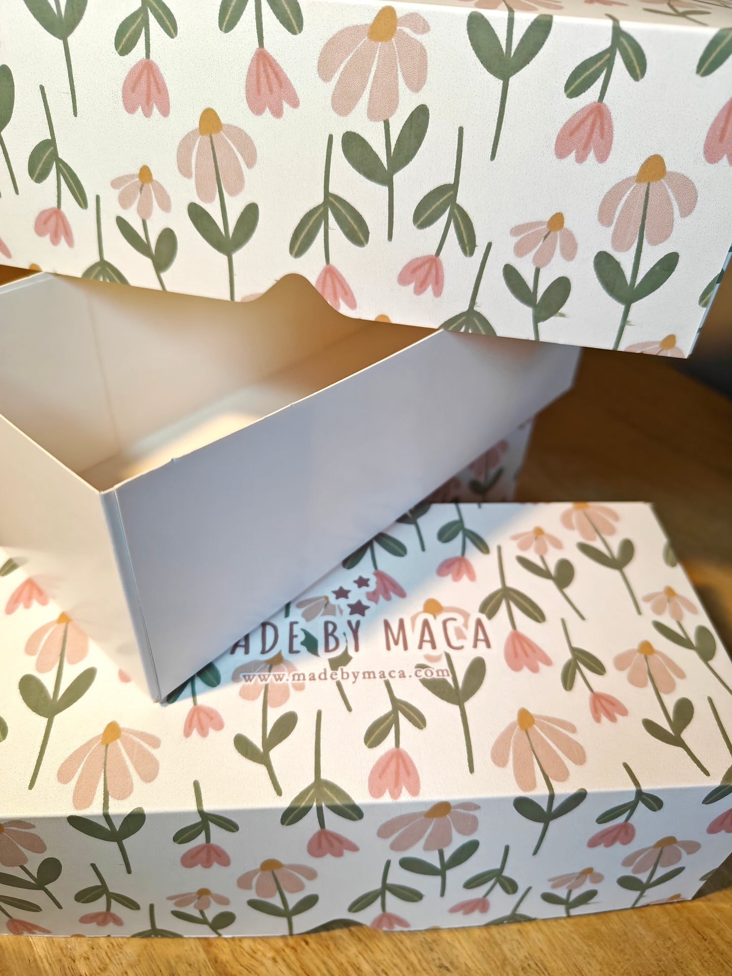 Caja con tapa extraible personalizada