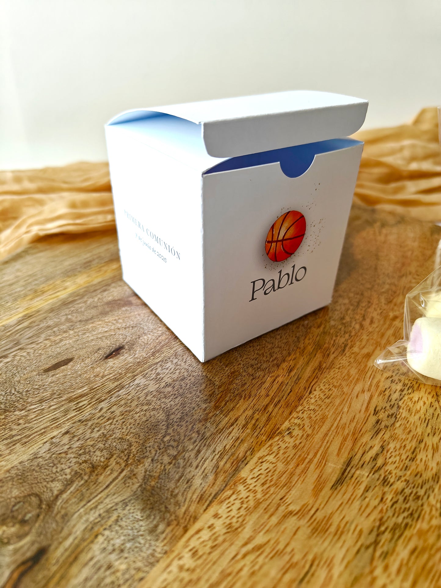 Caja sorpresa personalizada Comunión COLECCIÓN BALÓN CESTO