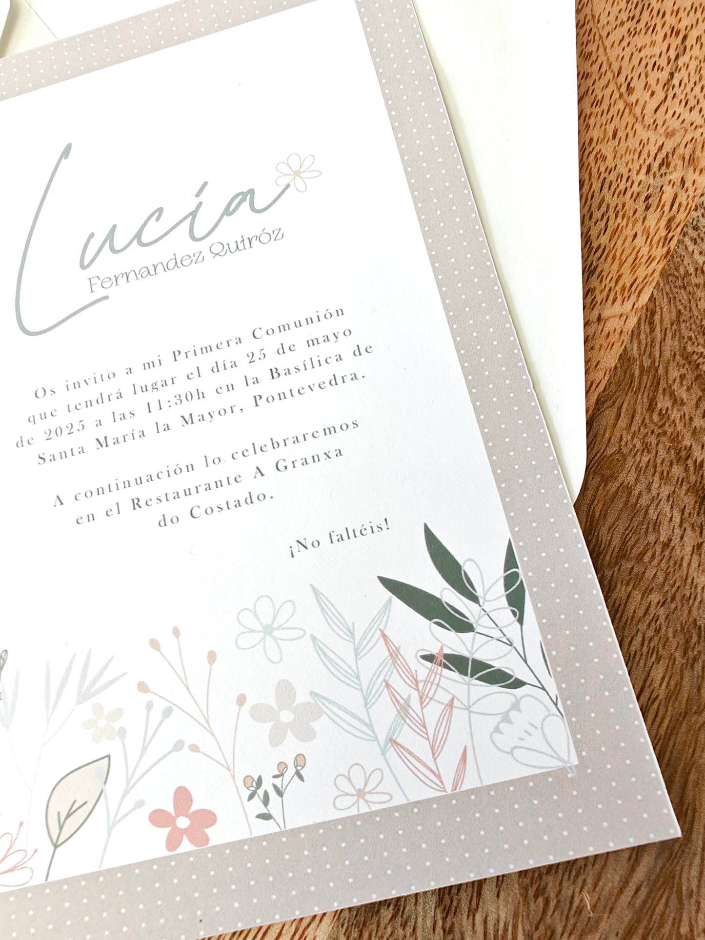 Invitación impresa personalizada Comunión COLECCIÓN PRIMAVERA