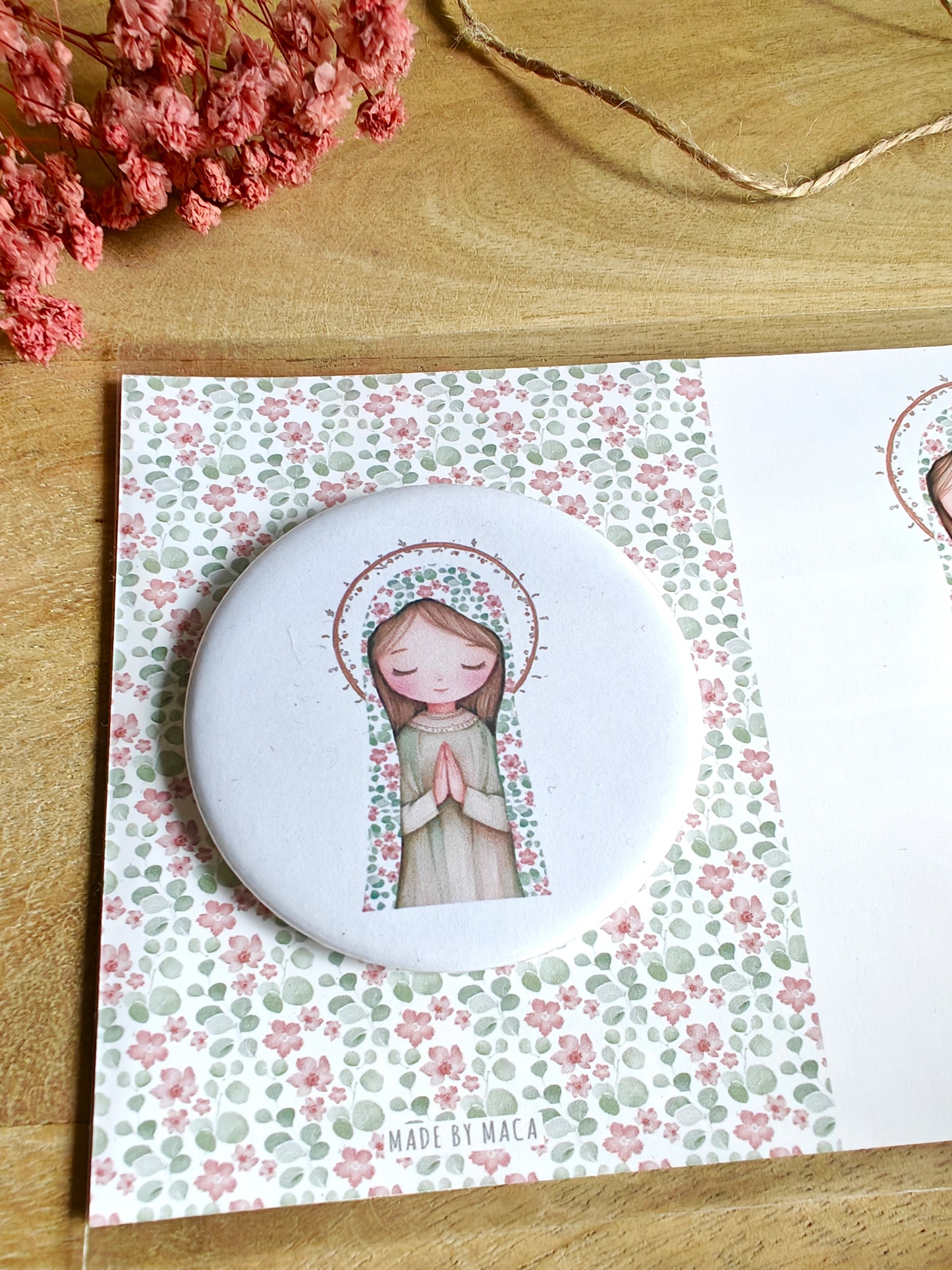 Imán de metal con tarjeta personalizado Comunión COLECCIÓN VIRGENCITA