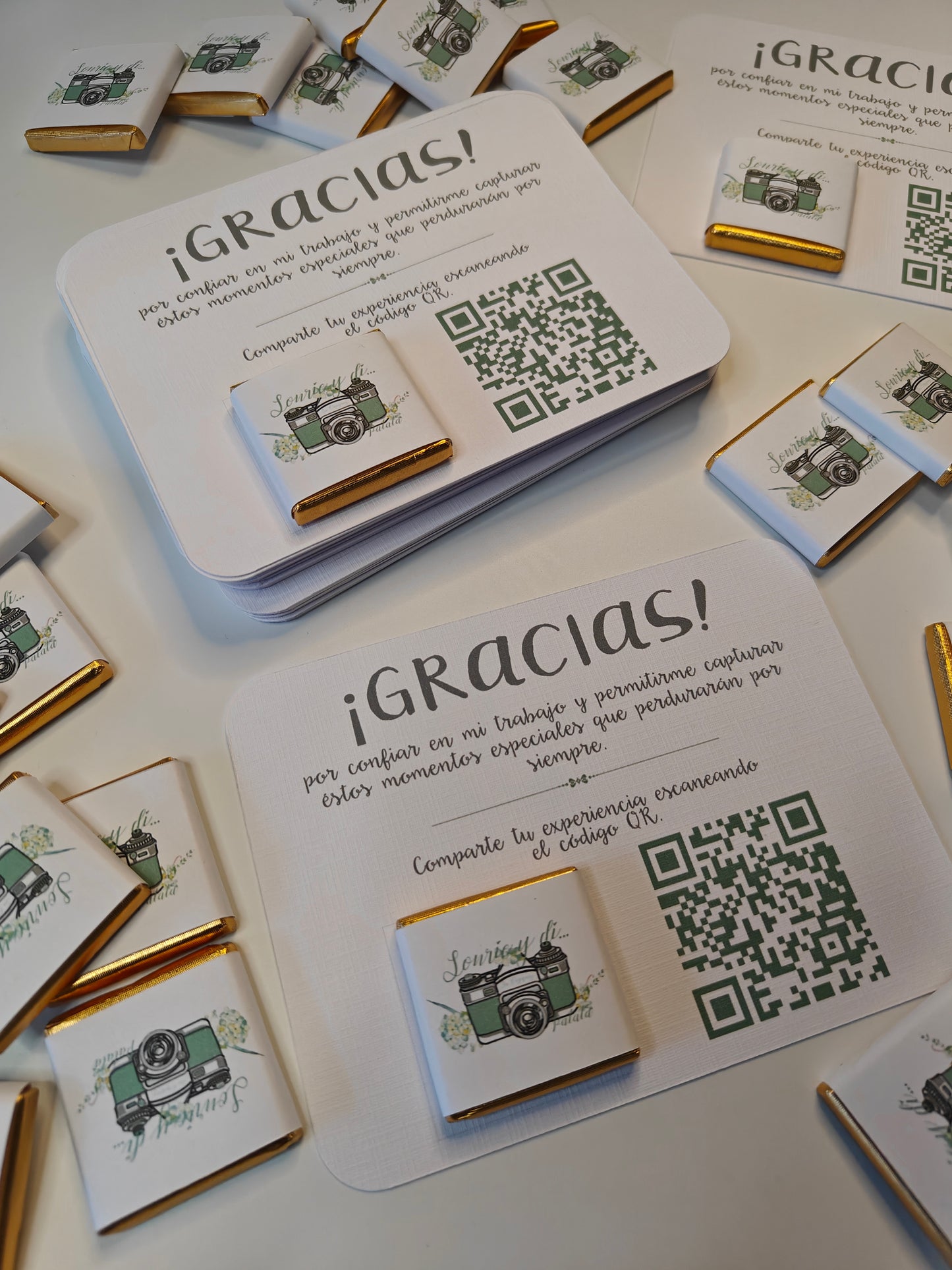 Tarjeta agradecimiento con chocolatina personalizada, Imagen de marca