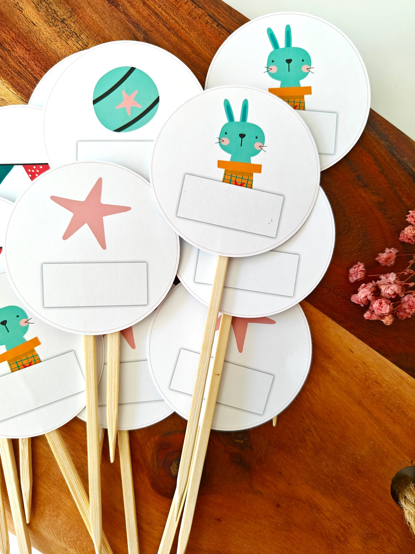 Toppers mesa / comida / cupscakes personalizados Festejos y cumpleaños