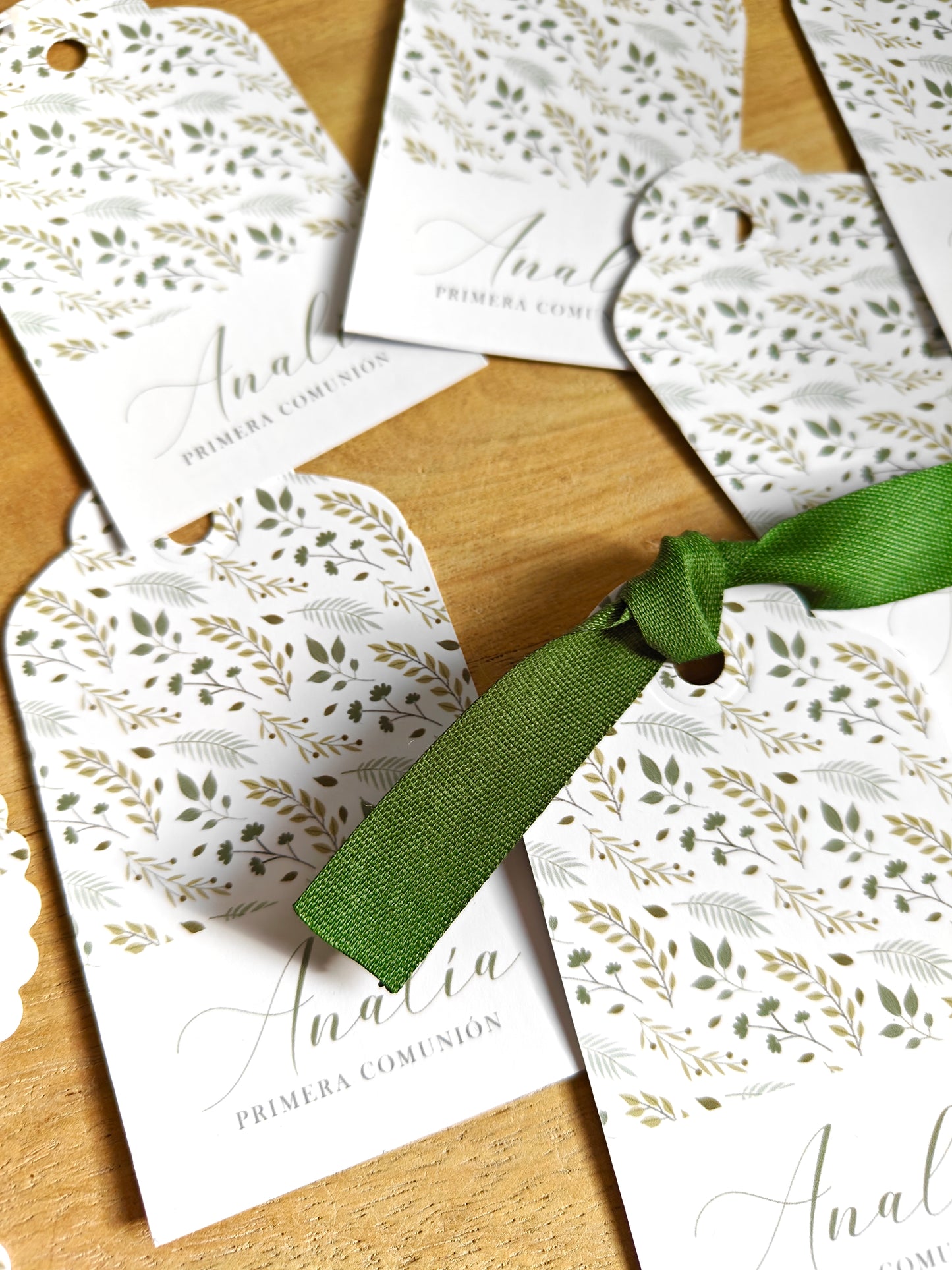 Pack x 15 Etiquetas personalizadas Comunión COLECCIÓN FLOWER GREEN