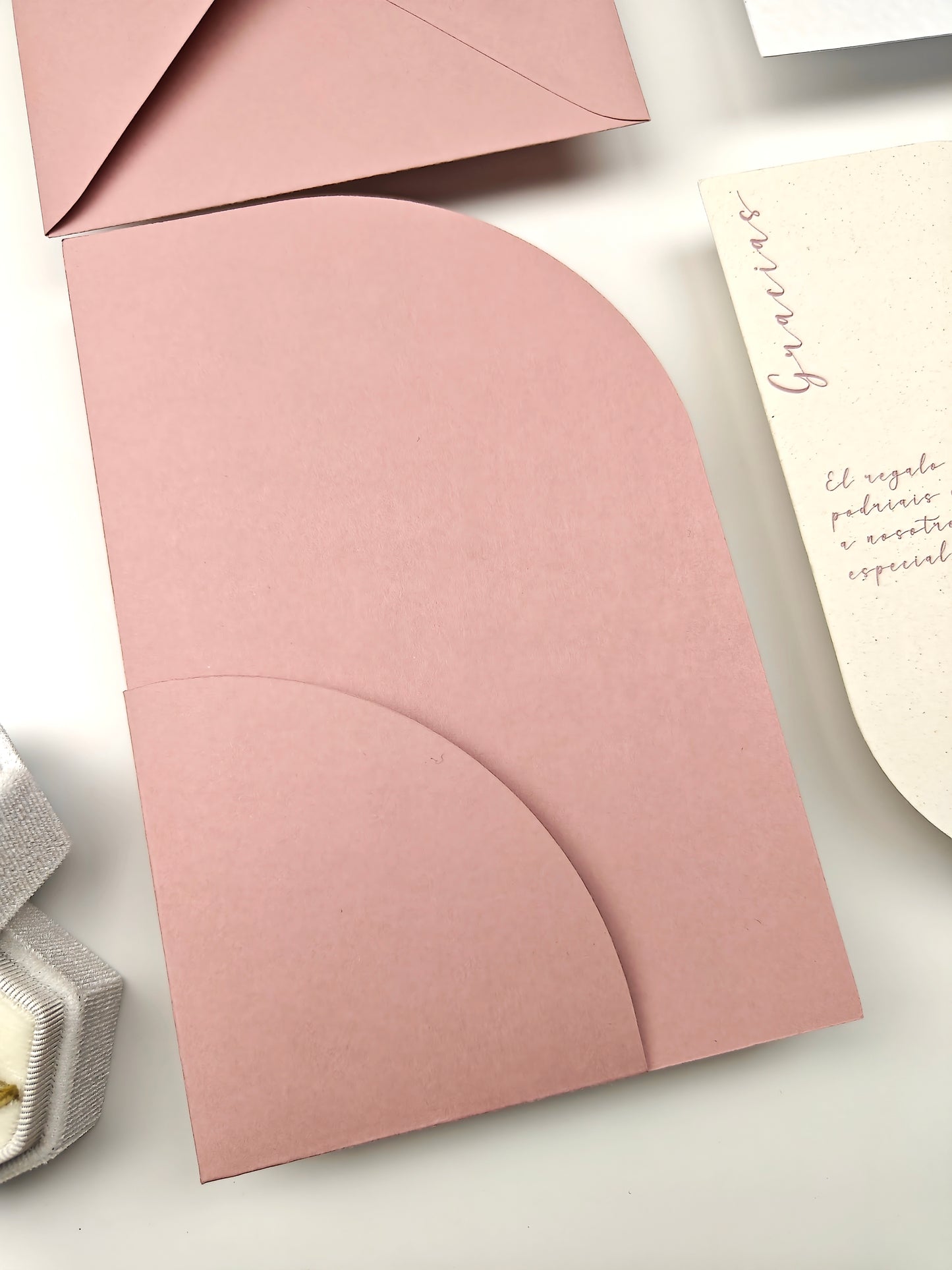 01. COLECCIÓN BAIRES / Rosa Antique