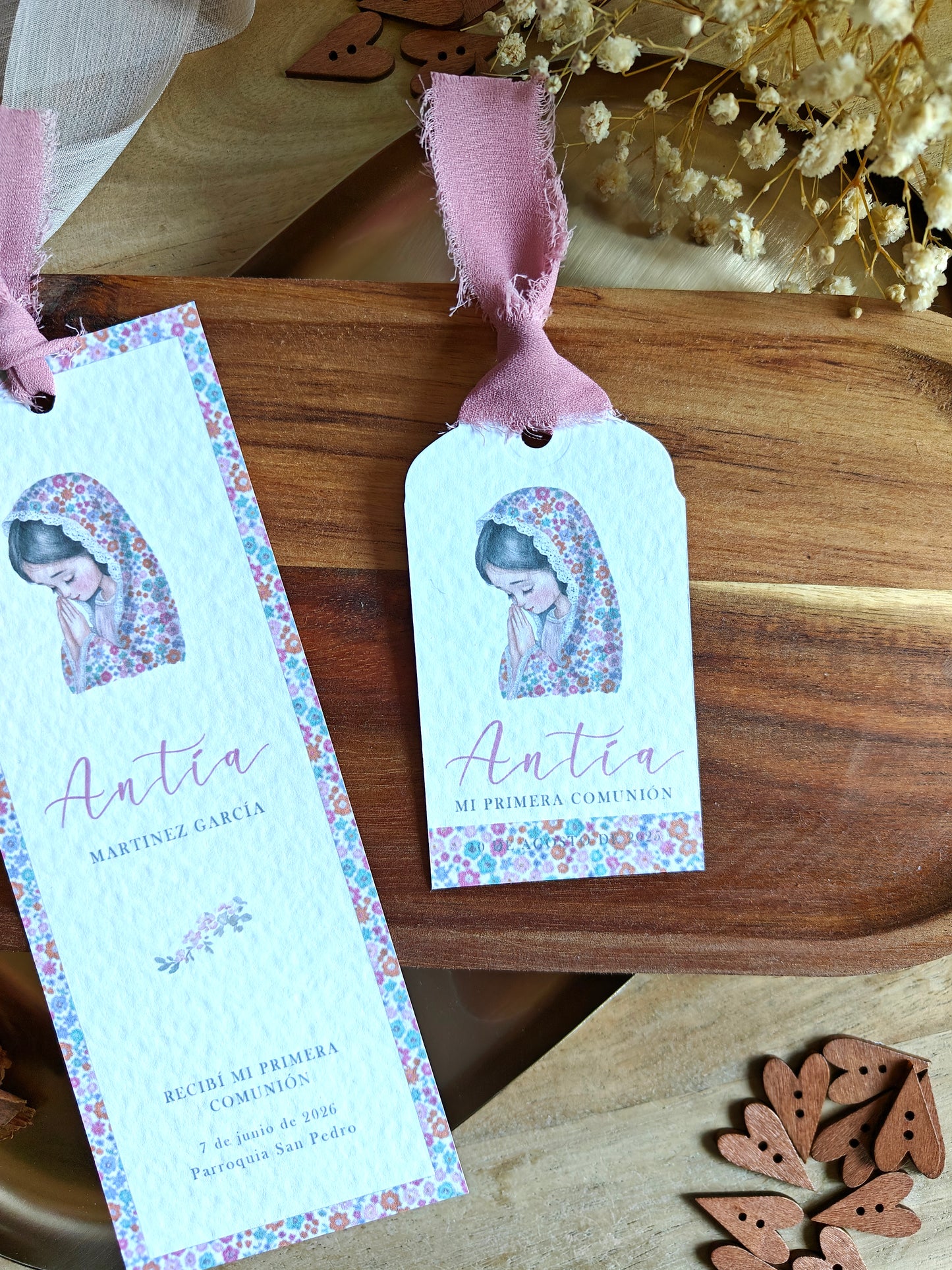 Pack Etiquetas personalizadas Comunión COLECCIÓN VIRGENCITA REZANDO