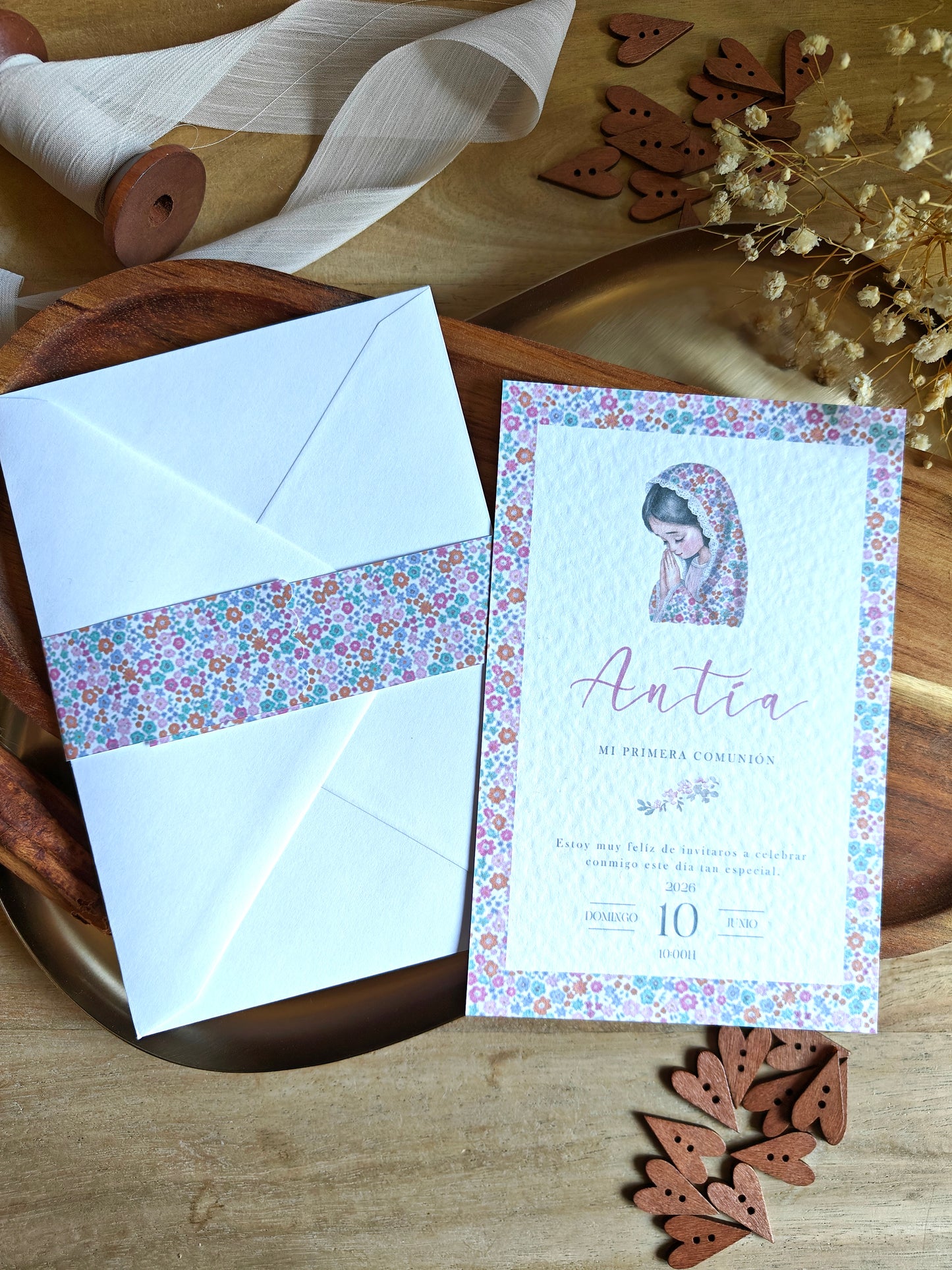 Invitación impresa personalizada Comunión COLECCIÓN VIRGENCITA REZANDO