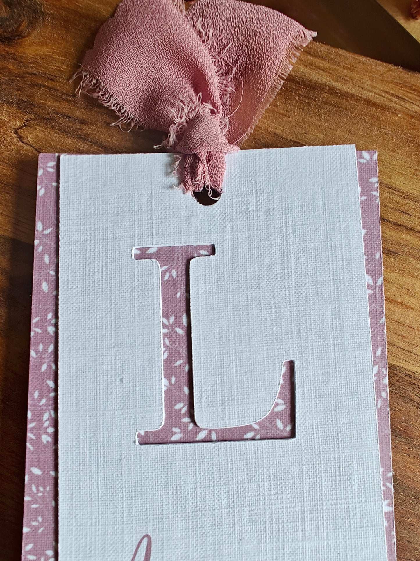 Recordatorio / Punto de libro personalizado Comunión COLECCIÓN INICIAL CALADA (NEW)