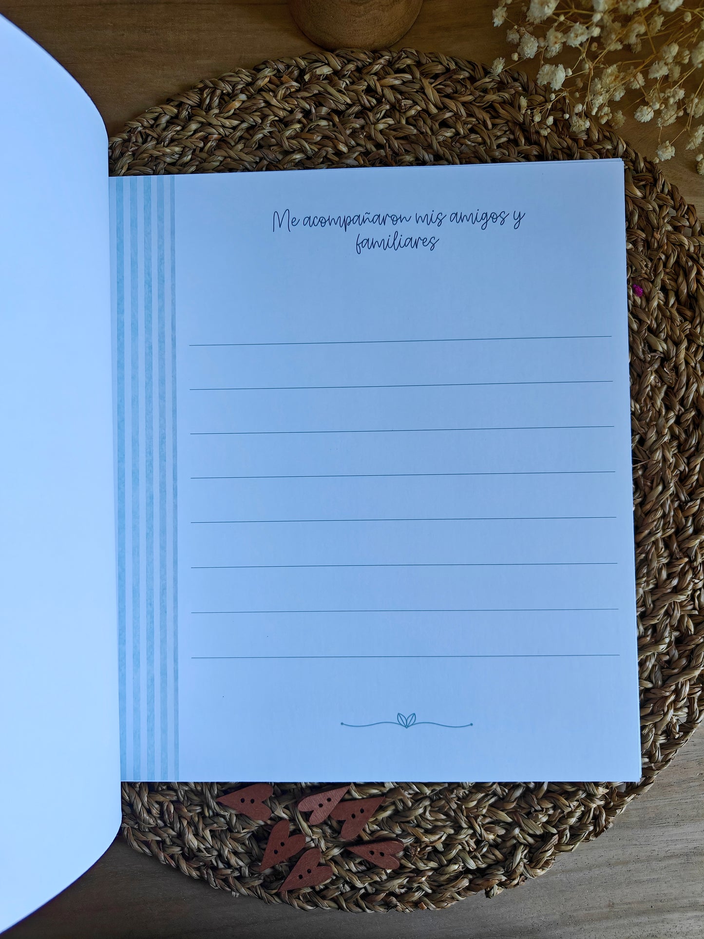 Libro de firmas y fotos personalizado.  Primera Comunión (niña)