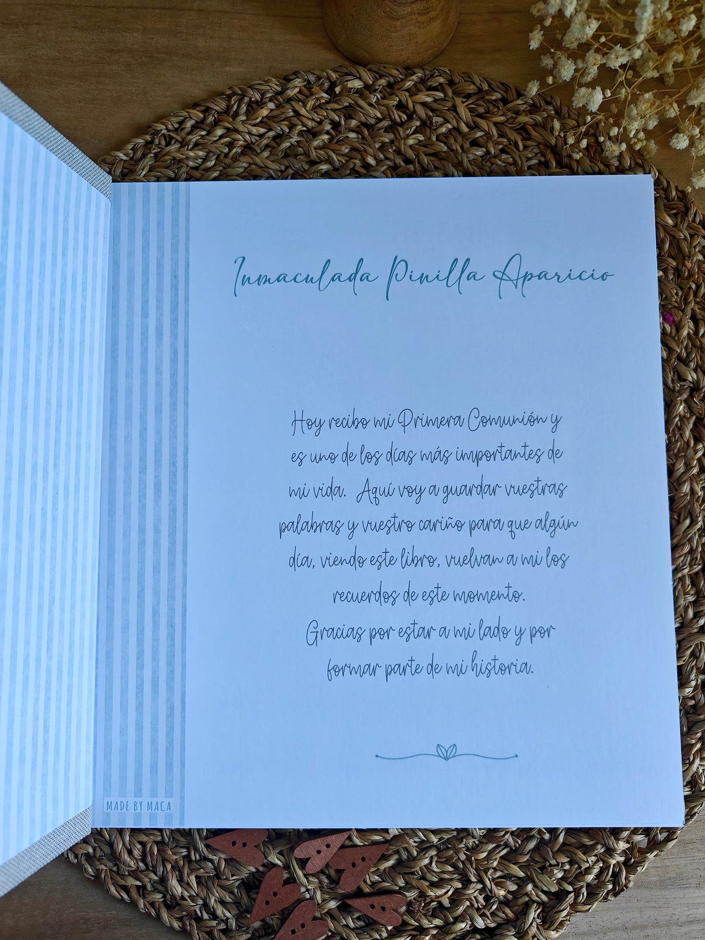 Libro de firmas y fotos personalizado.  Primera Comunión (niña)