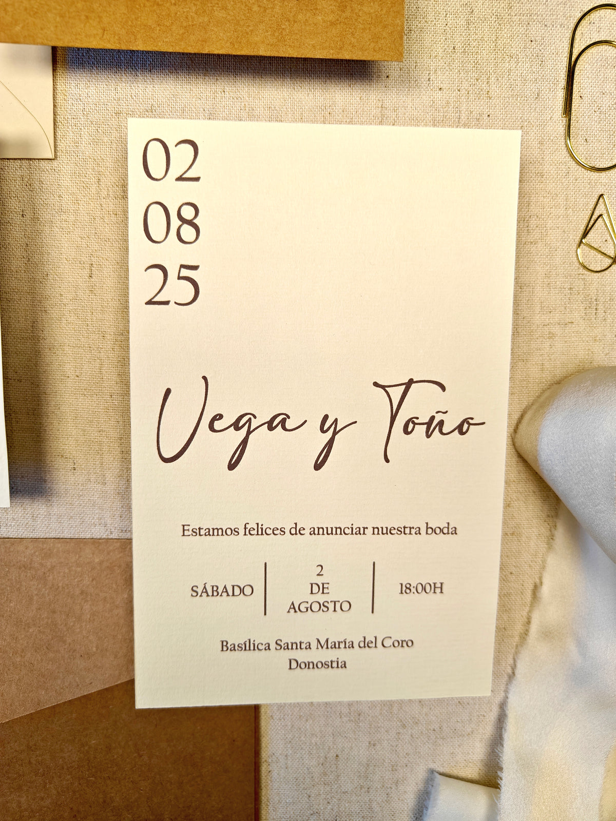 06. COLECCIÓN INICIAL / Crema y Kraft