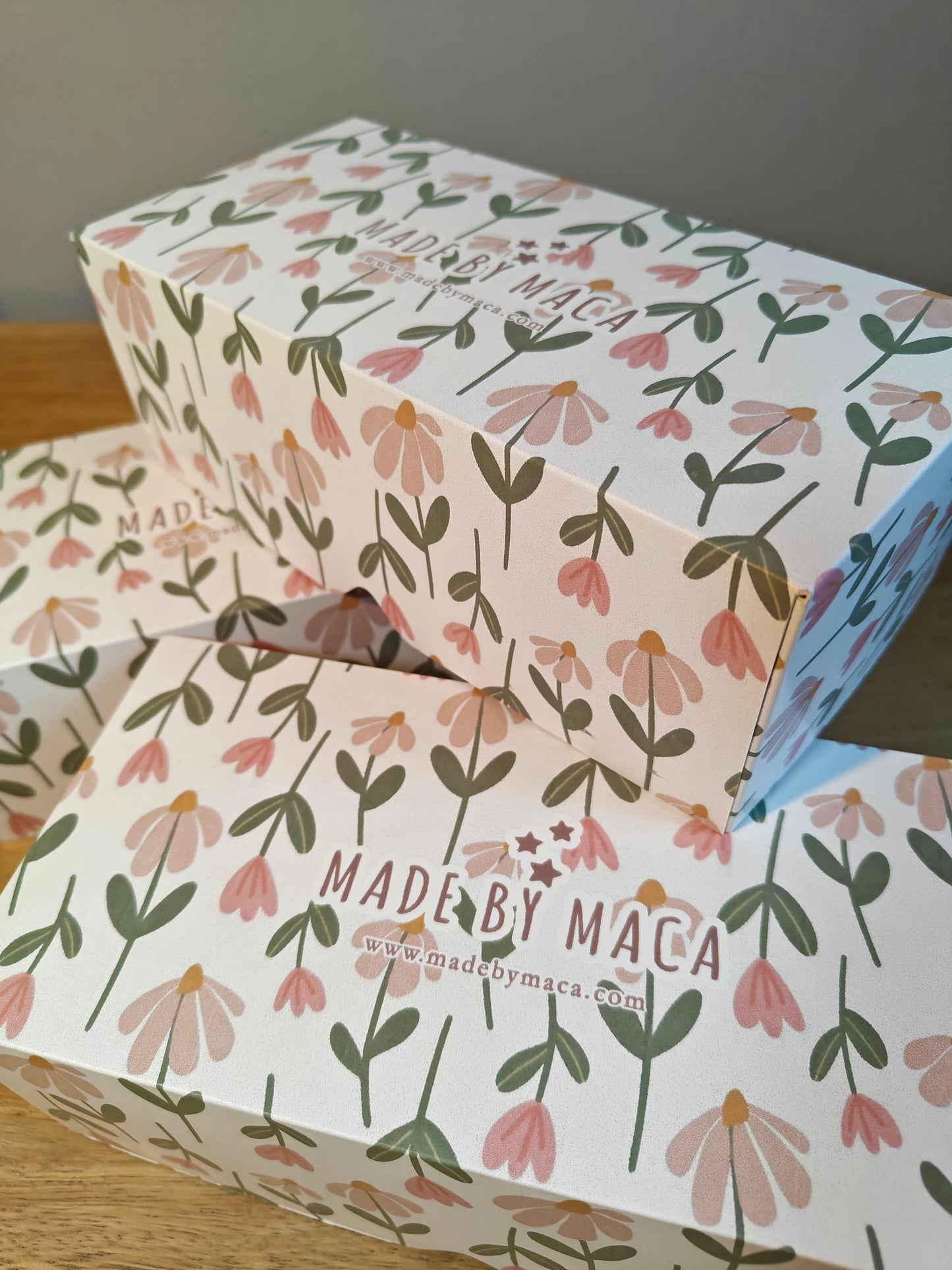 Caja con tapa extraible personalizada