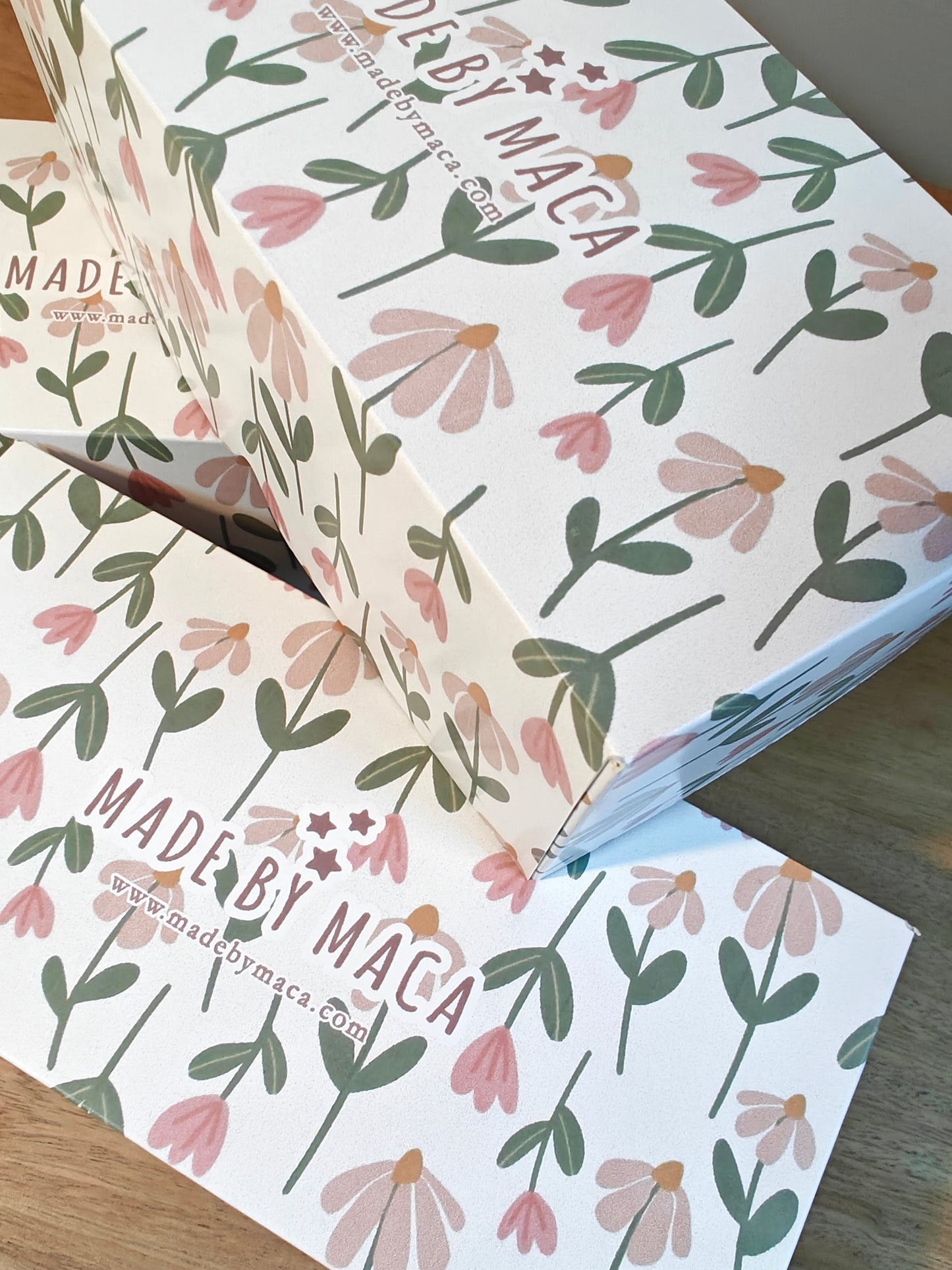 Caja con tapa extraible personalizada